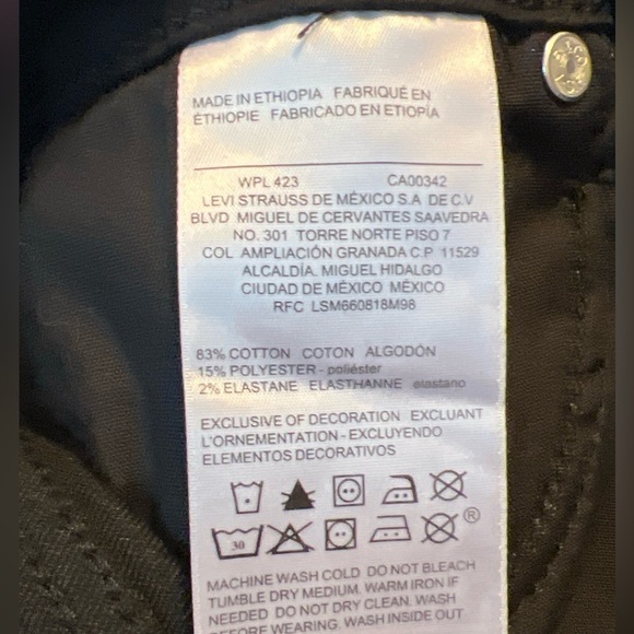 Signature by Levi Strauss  Mid Rise Straight Black Jeans Size 6M NWOT 28 X 32 - Picture 6 of 10